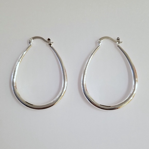 1.5" Sterling Silver Oval Hoops - Picture 2 of 6